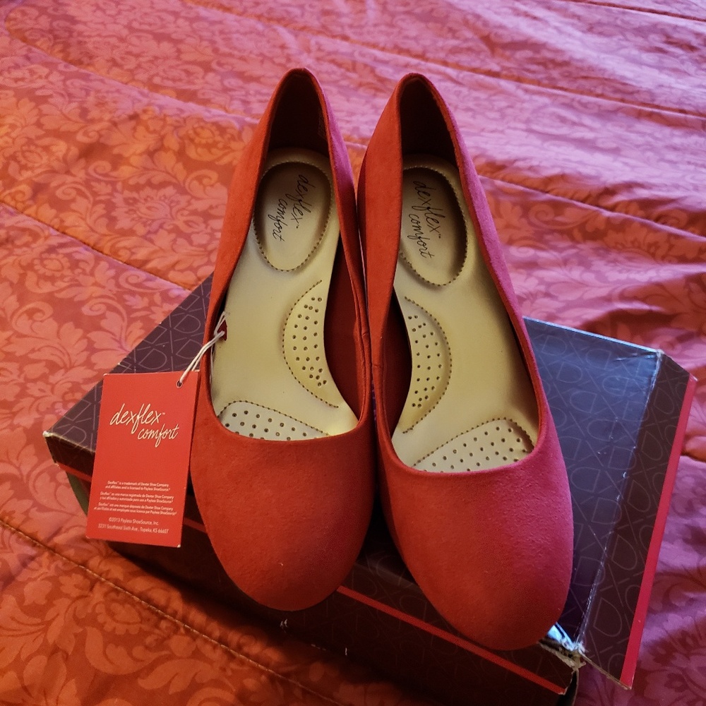 New red shoes